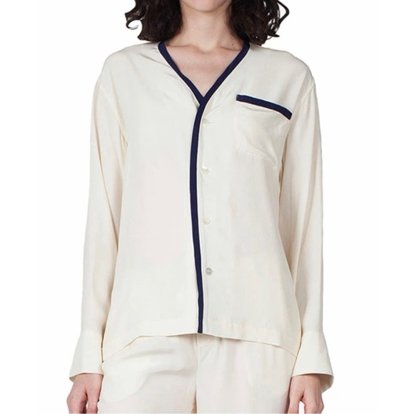Sleepy Jones Bettina Cardigan In Silk
Charmeuse with Navy Accents cream NEW - Picture 1 of 9